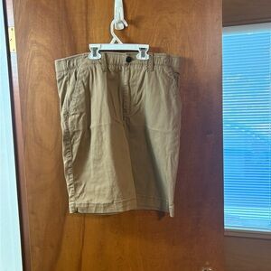 Men's Khaki Shorts